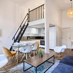 Bright 3-bedroom 2-bathroom Flat. Rijsel