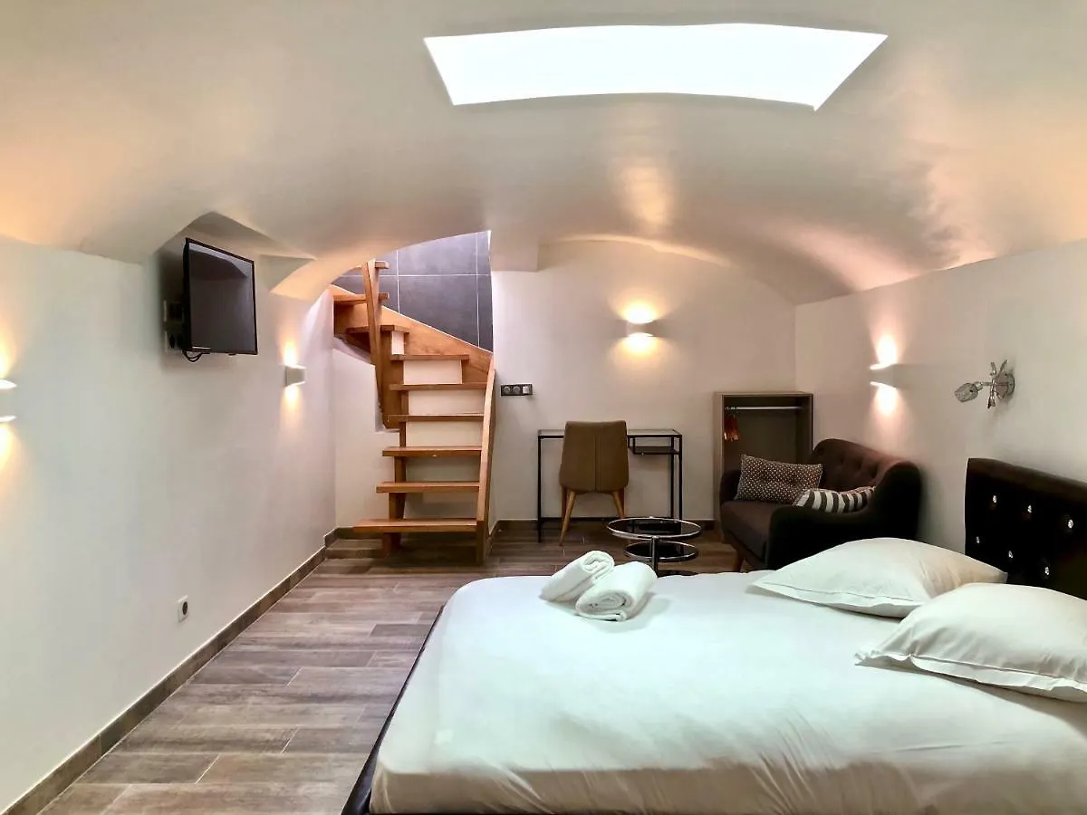 Apartment Little Plaza Appart'Hotel Lille France